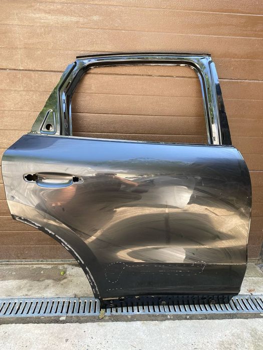 Porsche cayenne 9y0 двері задні праві