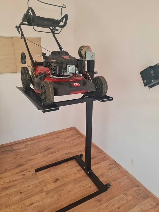 Podnośnik winda do serwisowania kosiarek, serwisowy na kosiarkę podest ruchomy do napraw serwisowy kosiarka  Półka ruchoma do  kosiarek garażowa