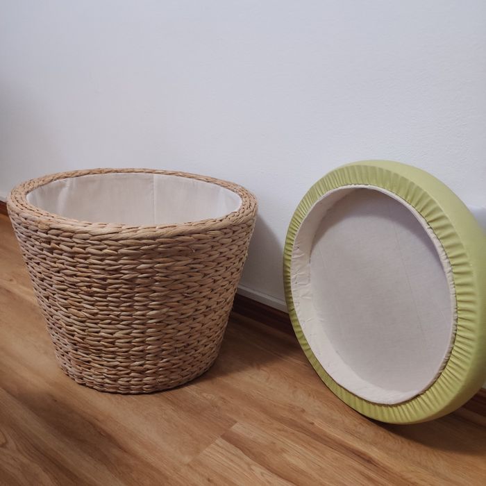 Cesto de palha 2 em 1 (banco e arrumação))