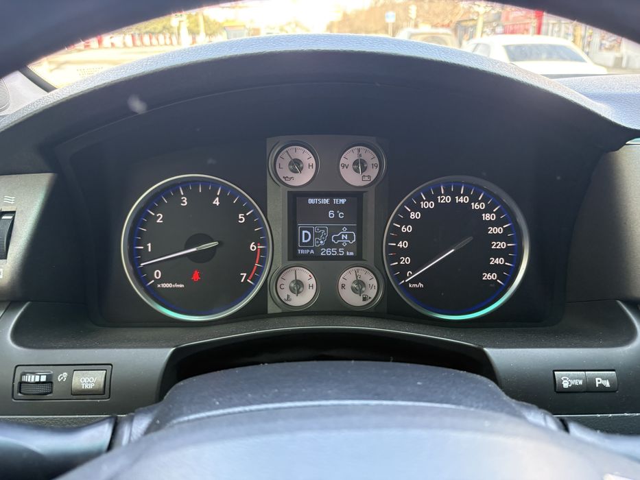 Lexus LX 570 европа  F-sport