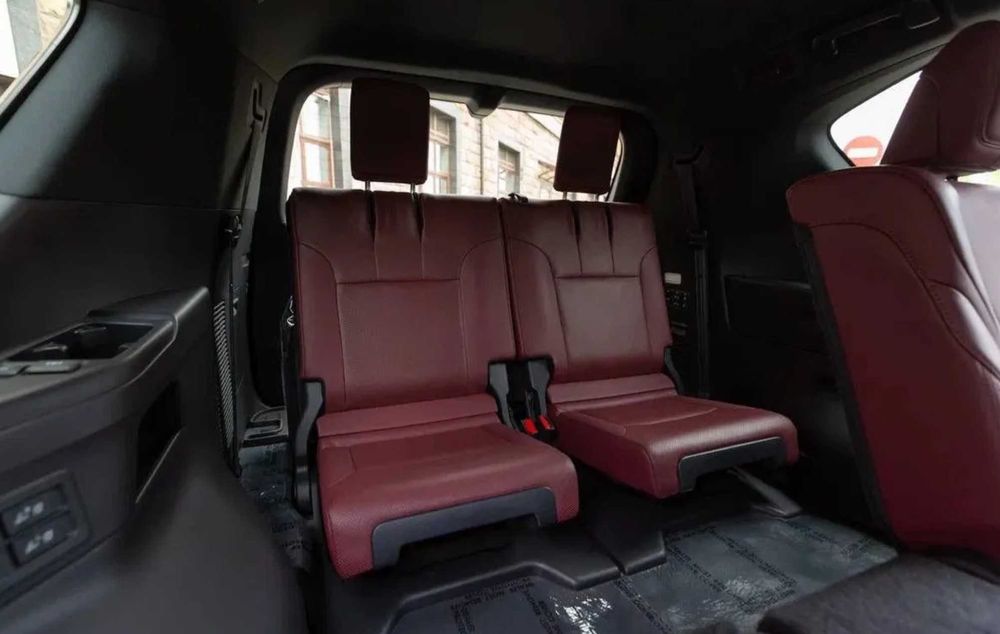 Продам Lexus LX 500d 2024 з ПДВ