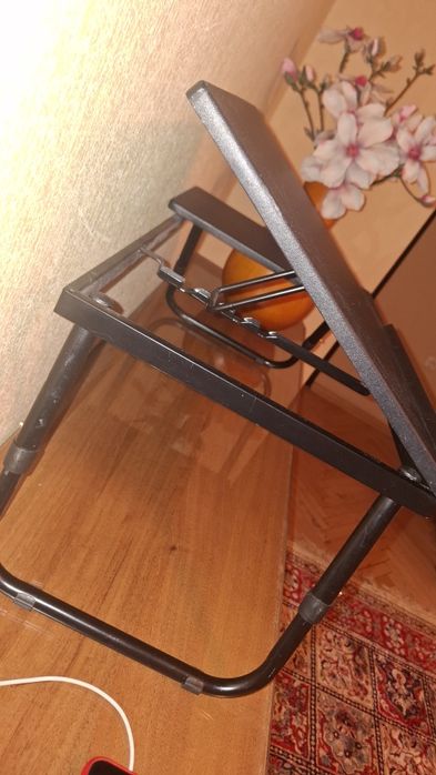 Столик-підставка для ноутбука до 17" з регулюванням нахилу