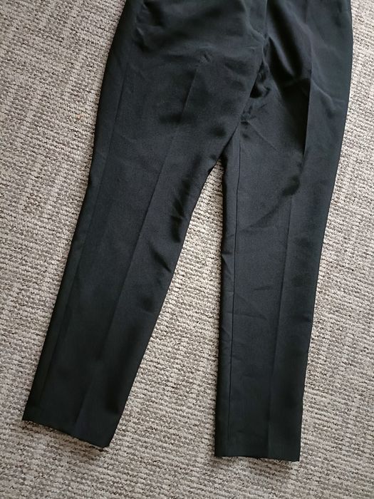 Czarne eleganckie materiałowe spodnie