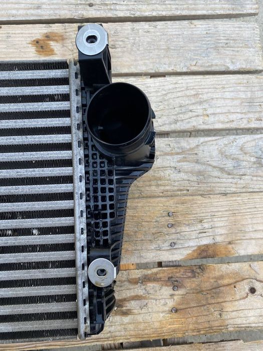 Porsche Macan 95b до рестайл радиатор интеркулера левый