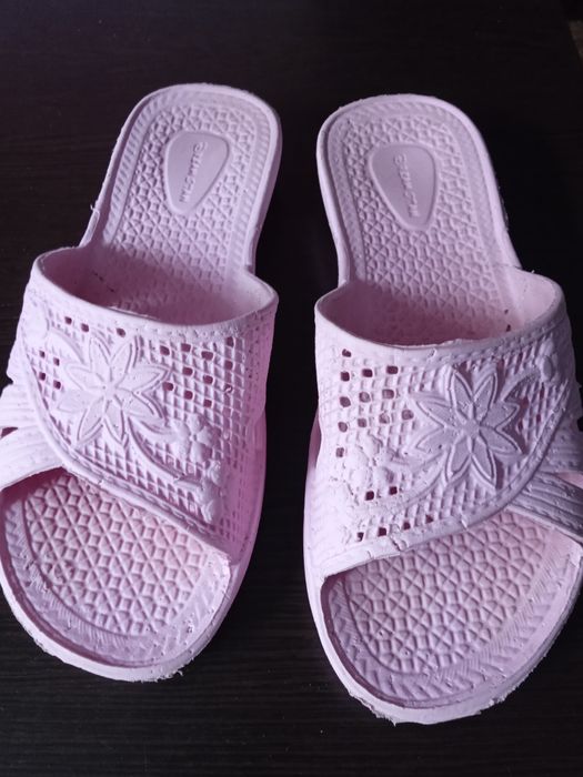 Шлепки пена .34 размер