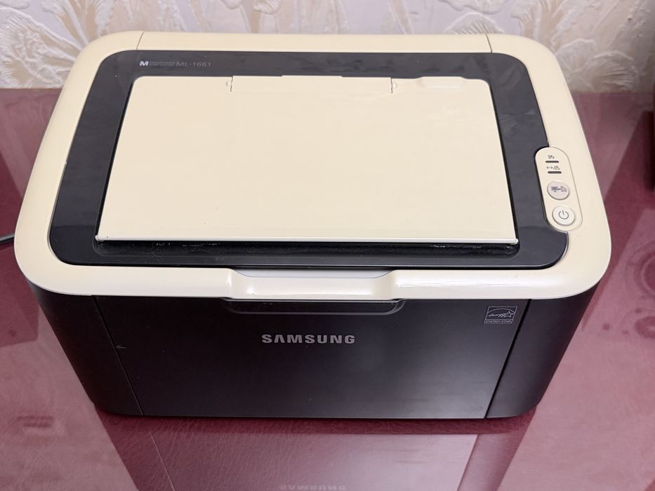 Лазерний принтер Samsung ML1661