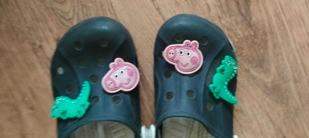 Chodaki klapki Świnka Peppa 25 ABD eOne Hasbro 16 cm