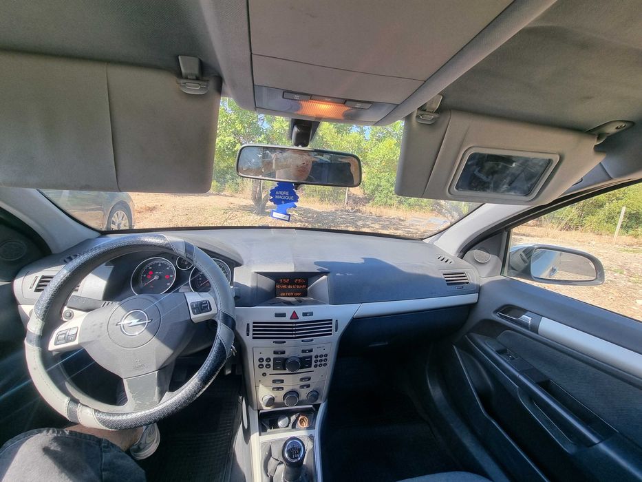 Opel Astra CDTI 1.3 gasóleo para partes ou reparação foto 5