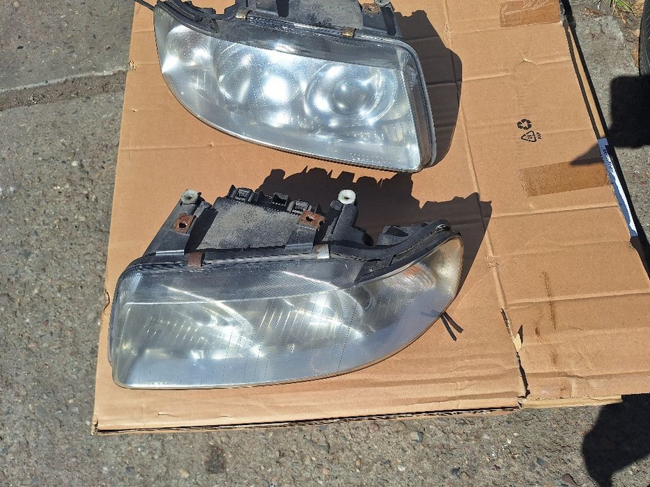 Lampa reflektor audi a3 lewa prawa