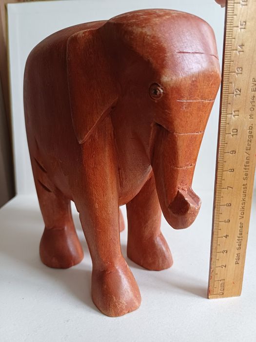 Drewniana rzeźba słoń słonik vintage figurka drewno