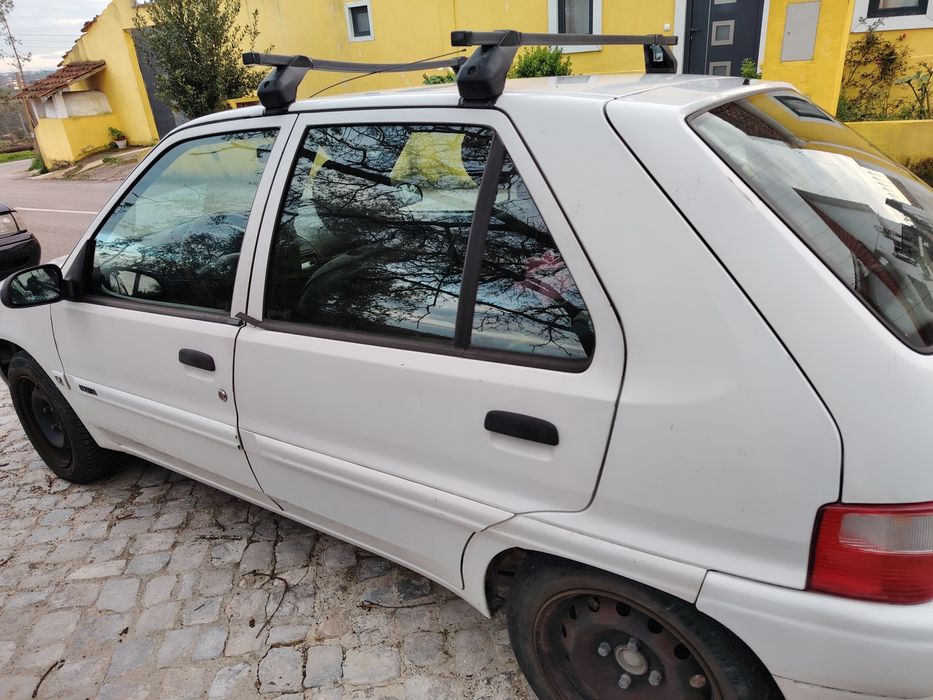 Vendo saxo Branco