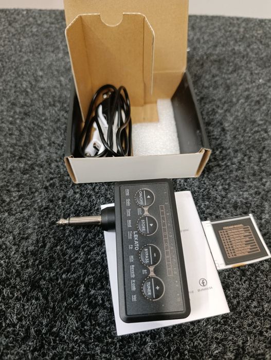 Lekato PA-1 – Kieszonkowy wzmacniacz gitarowy / Multi-efekt słuchawkow