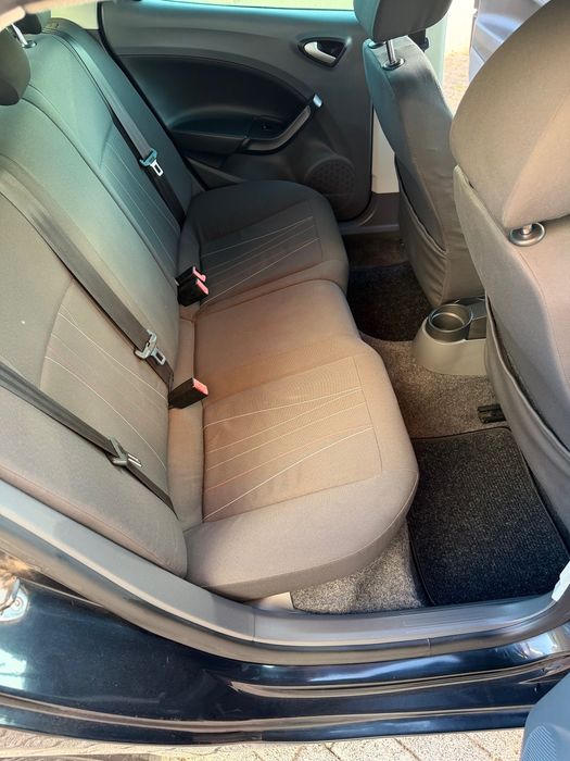 SEAT Ibiza — fotografia 8