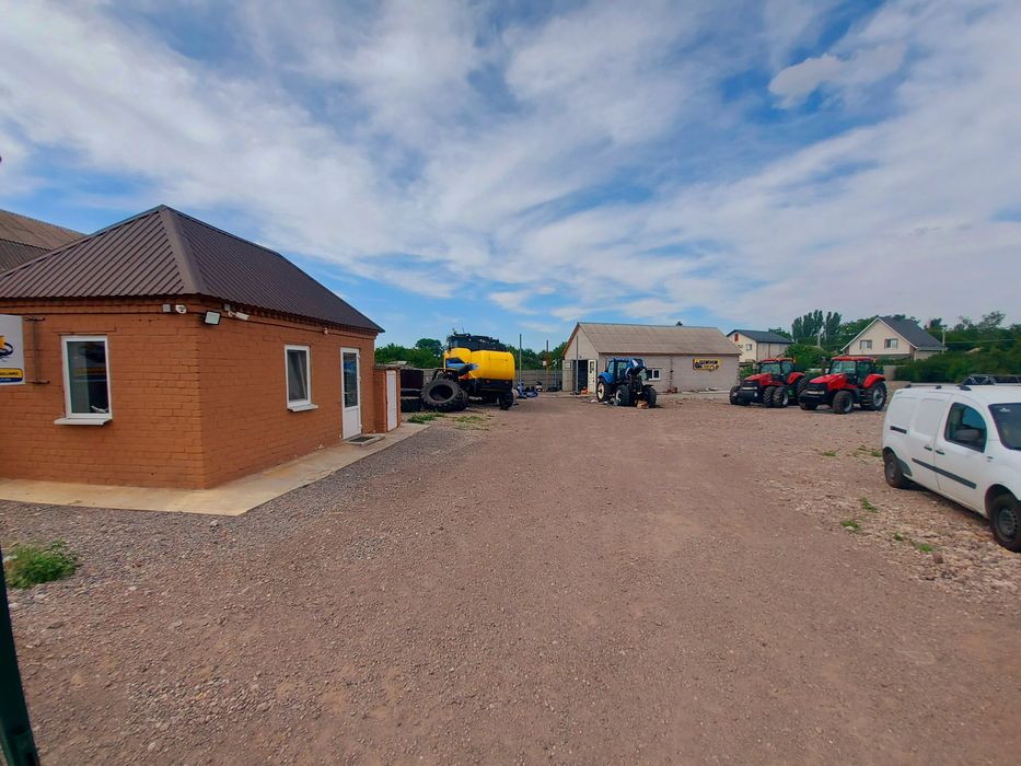 Продам выставочную площадку в Подгородном.