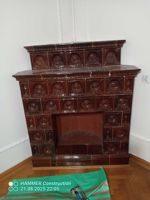 Kominek kaflowy zabytkowy