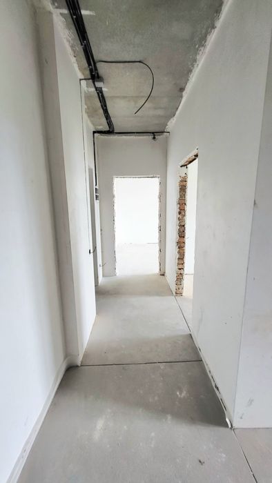 2 кімнатна квартира в новобудові 62м² 5 поверх від власника все зроблено під чистову можна робити тільки оздоблювальні роботи тепла підлога повсюди - View 2
