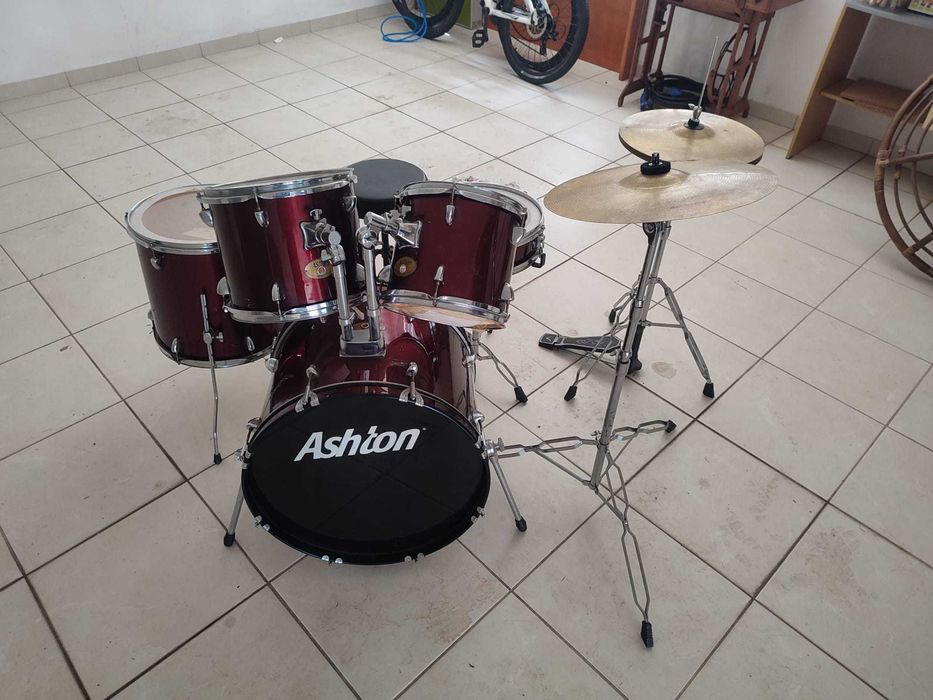 Bateria Ashton bom para iniciantes