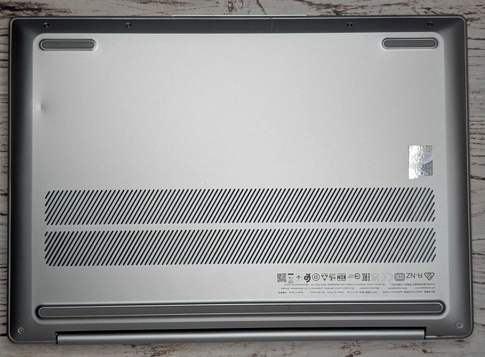 Ноутбук Lenovo IdeaPad Slim 5 Ryzen 7 7730U, 16/512GB, OLED