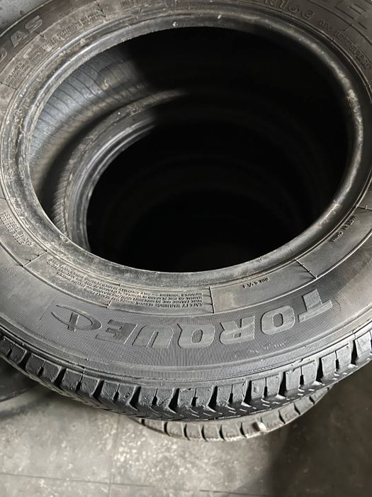 215/65/16c пара зимних шин