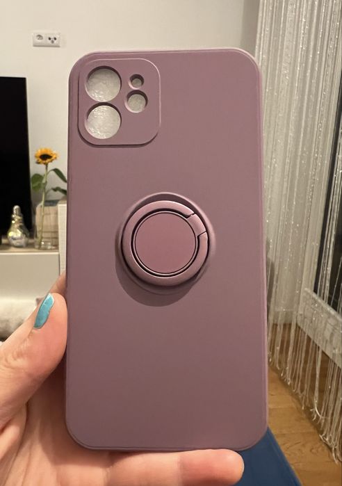 Fioletowe Etui Iphone 12.