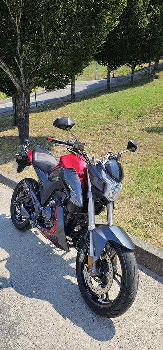 Zontes Z2 125cc de 2021 - Impecável