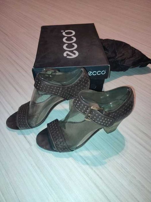 buty sandały skórzane Ecco rozm. 40