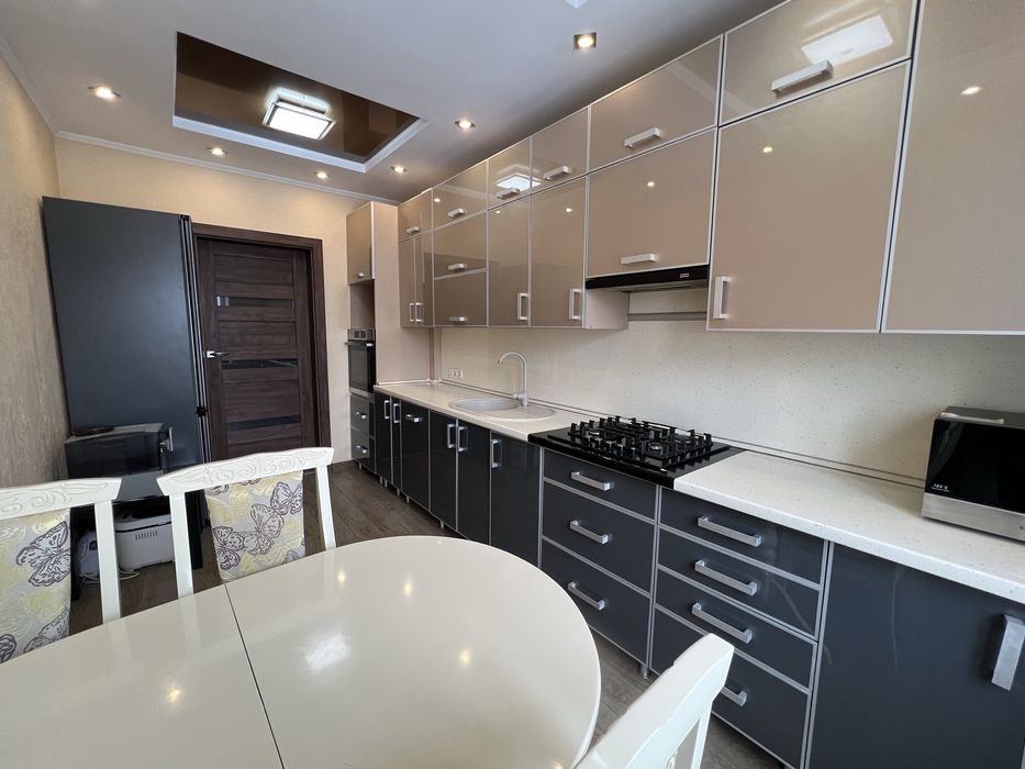 Продаж 2 км квартири. Пасічна, Власник