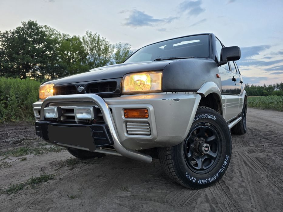 Nissan Terrano 2/2,7TD 4×4