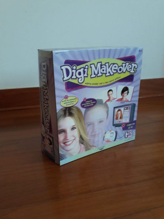 Digi Makeover - Girl Tech