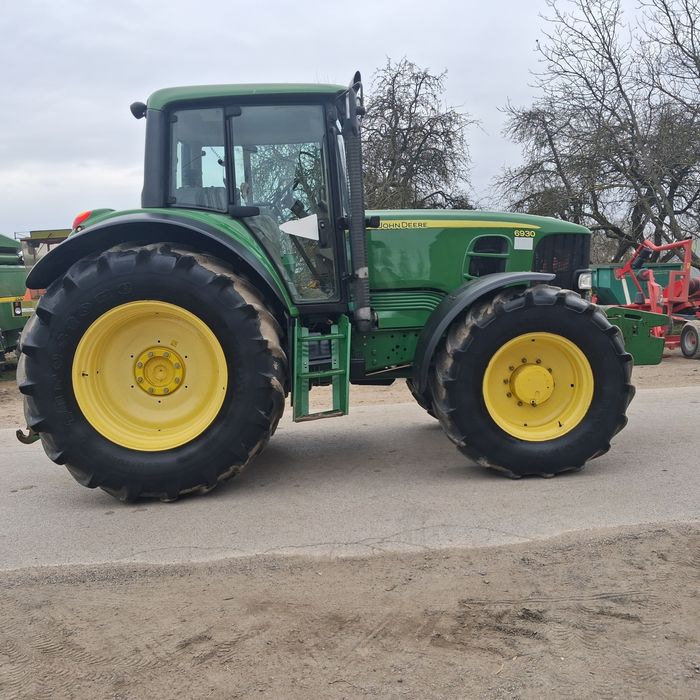 Ciągnik John Deere 6930 transport gratis