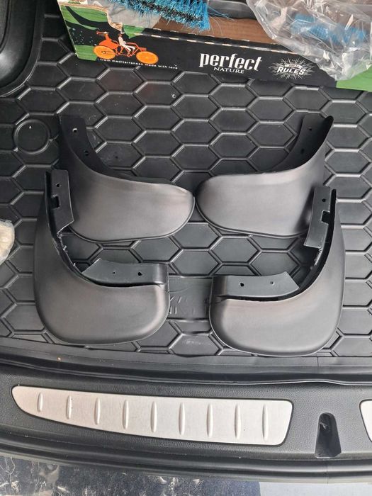 Бризковики VW Touran, Caddy 2003-2015, к-кт 4шт.