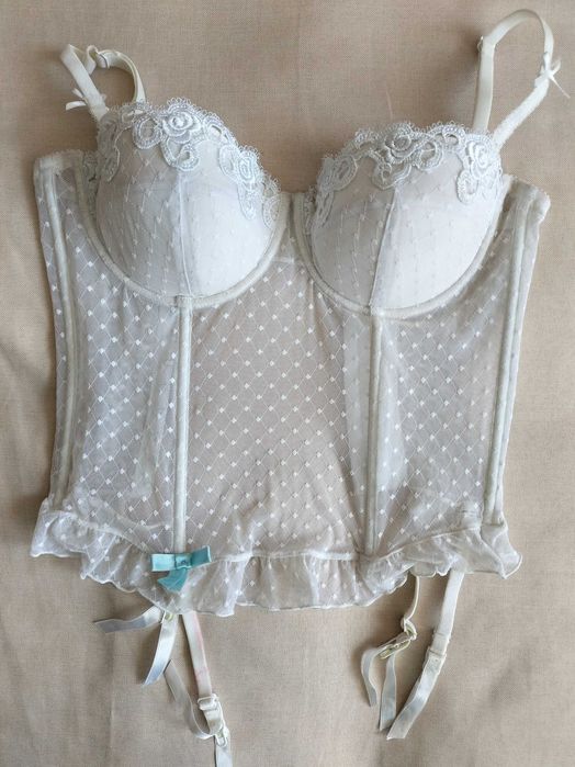 Gorset ze sprzączkami r. 70D