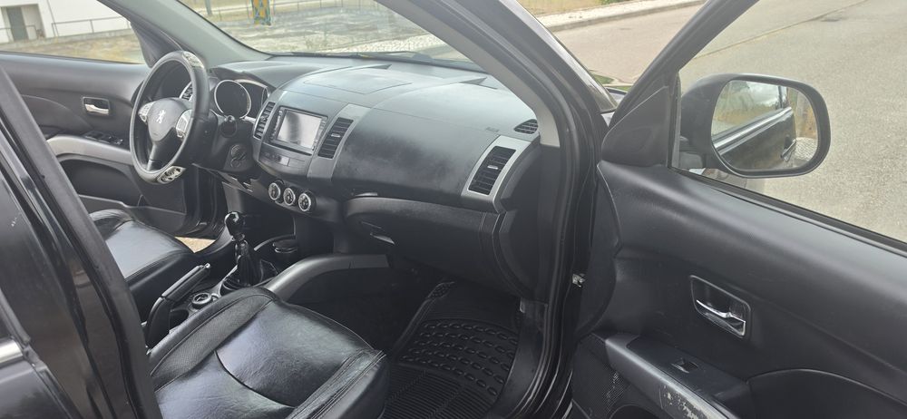 Peugeot 4007 2.2 HDI 7 lugar.
