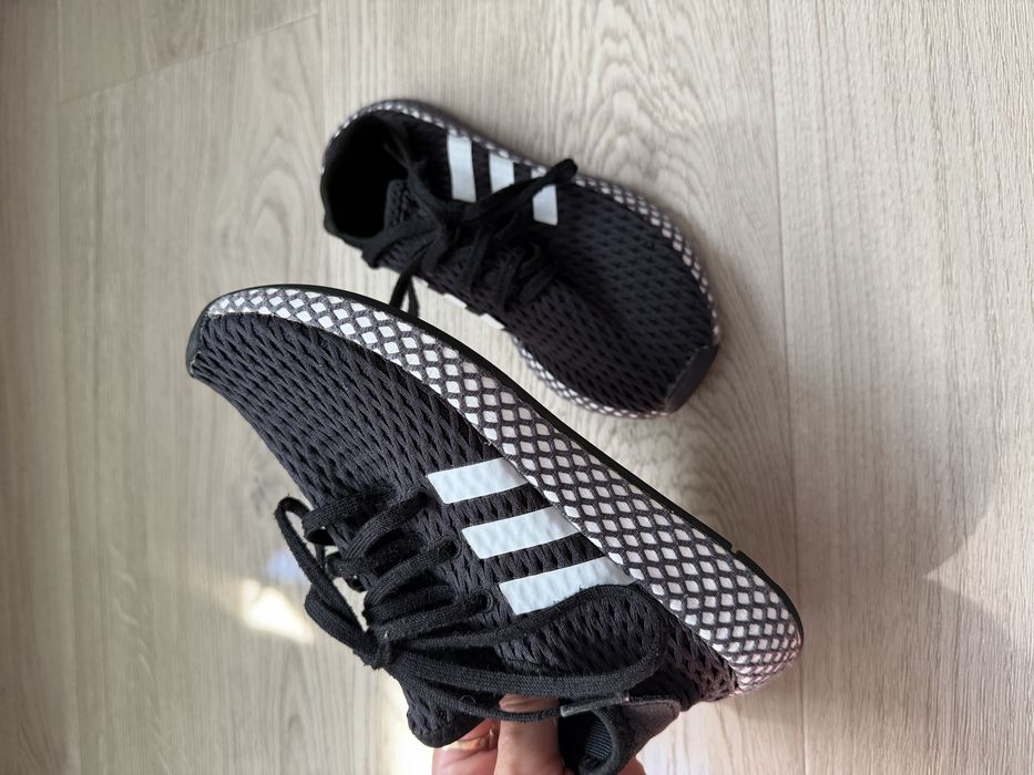 Кросівки Adidas для хлопчика чи дівчинки, розмір 31,5