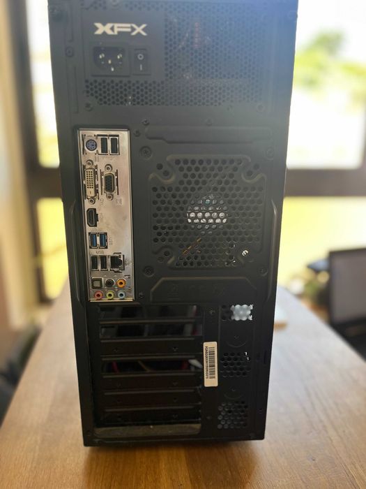 PC Torre Intel i7-2600K 3.40GHz 8GB 120GB SSD Asrock B75 Pro3-M * 129€