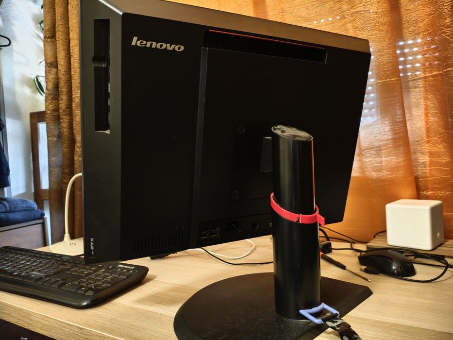 All in One Lenovo Thinkcenter  M72z