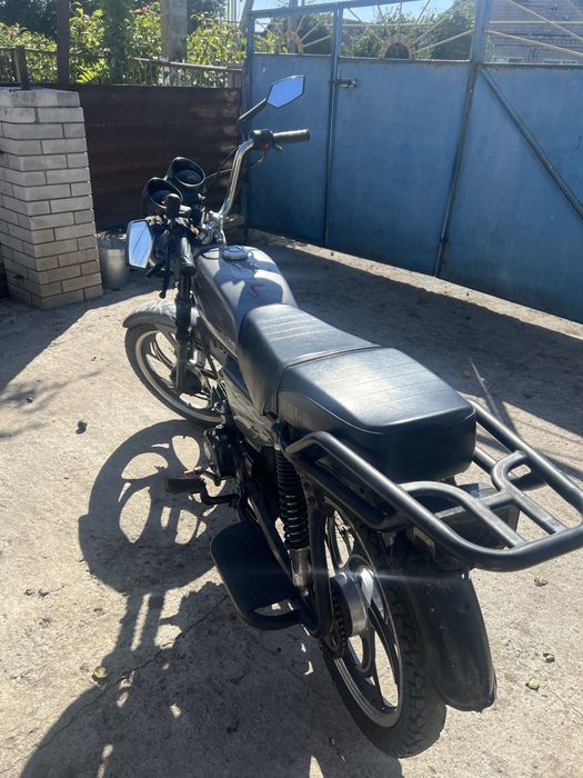 Mustang mt - 125