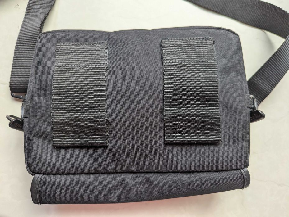 Сумка спортивна кросбоді