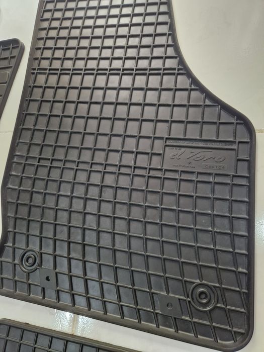 Tapetes borracha para Audi Q3 (2012-2018)