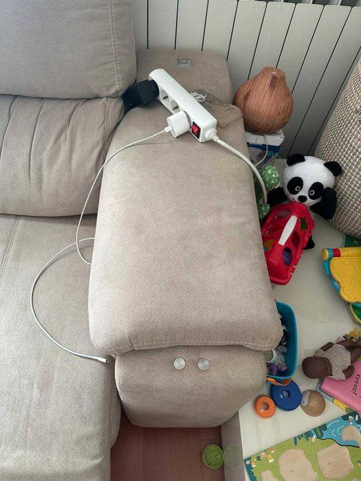 Sofá Chaise Lounge Pele Resistente a Líquidos e Anti-Manchas – Auto