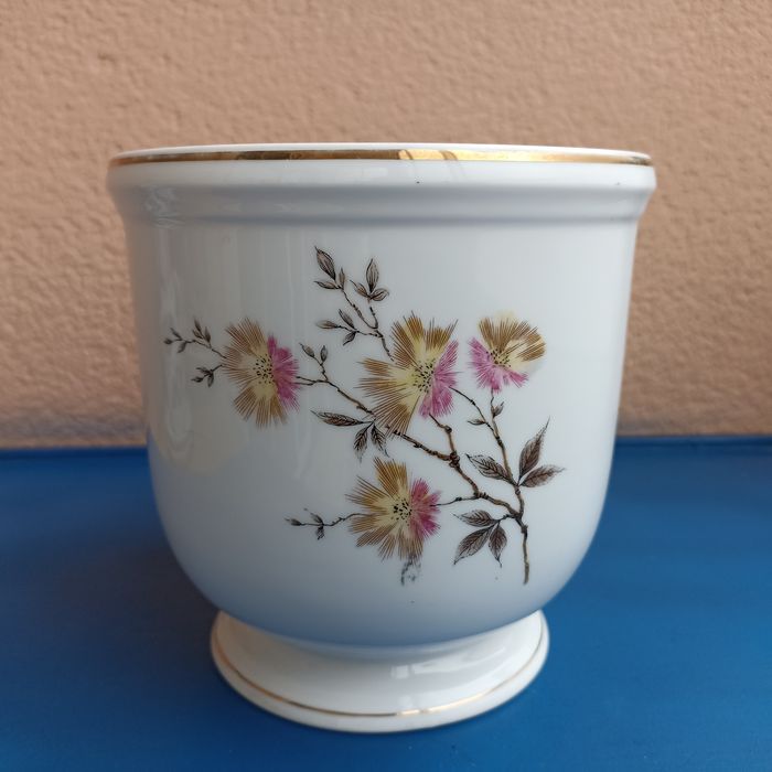 Cachepot Vista Alegre 1947-68 motivo floral