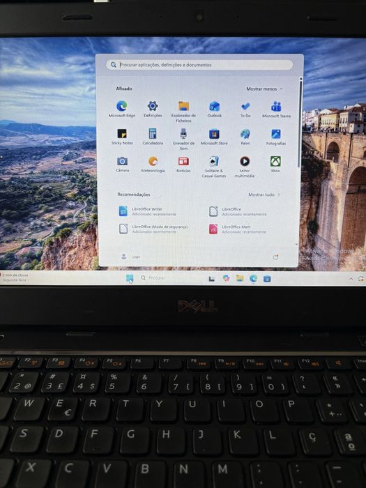Dell Vostro Alumínio | SSD Samsung | 8GB RAM | Windows 11 Pro + Mala