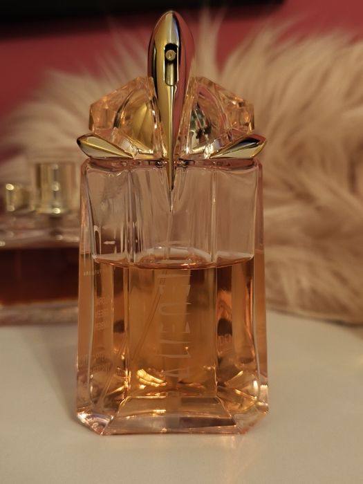 Unikat Mugler Flora Futura starszy wypust