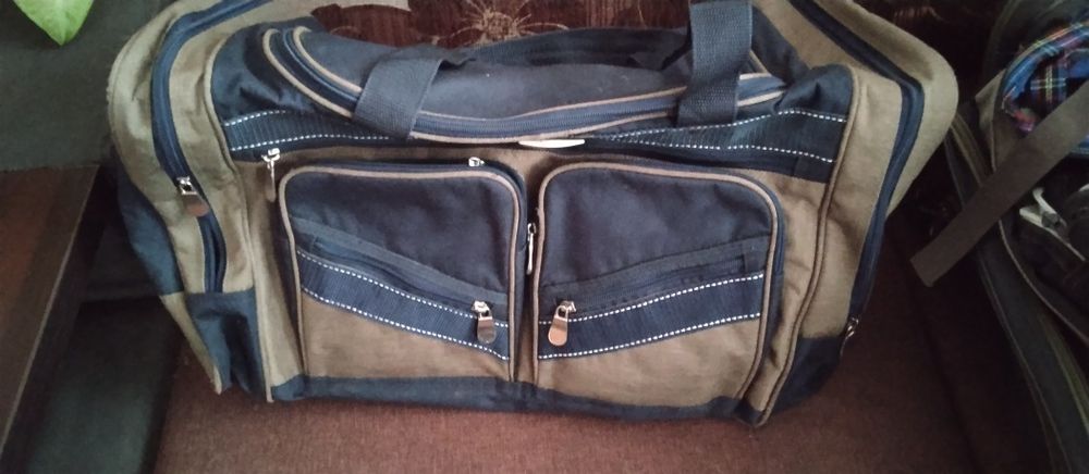 Продаеться сумка