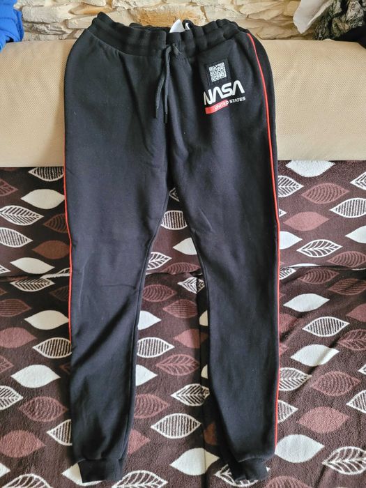Zestaw 6 par spodni, 2 pary spodenek i bluza chłopięca r. 170