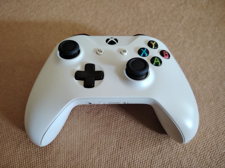 Xbox one S  1TB Pad fifa