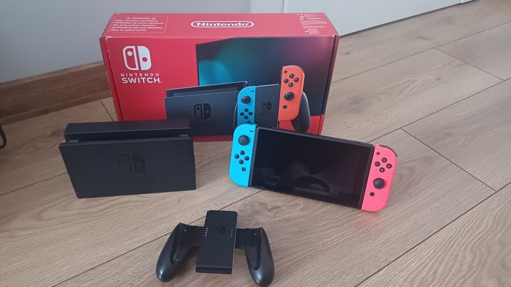 Nintendo Switch z dodatkami