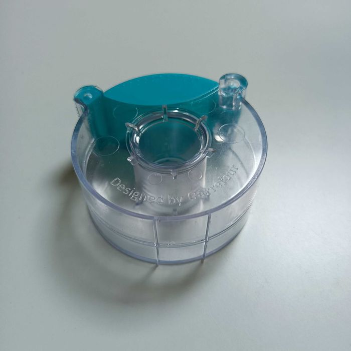 Podajnik do taśmy dyspenser