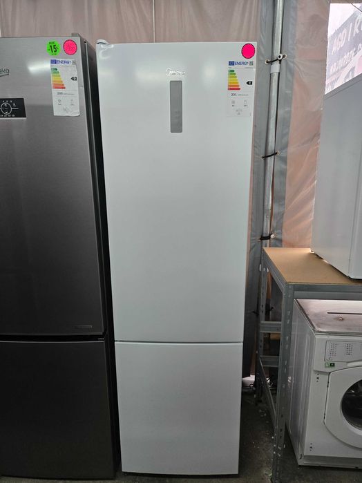 Janki, ul. Wspólna 6 Lodówka Midea MDRB489FGE01OE