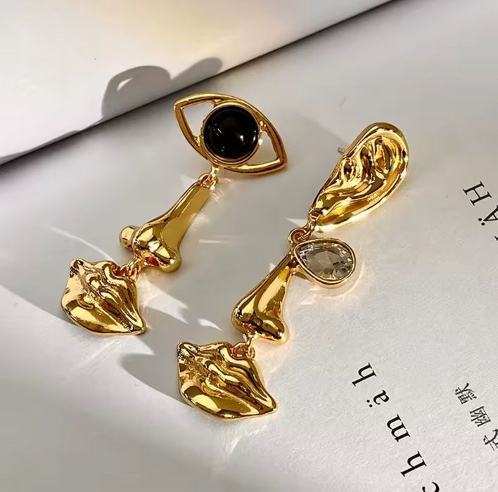 Сережки Schiaparelli з гравіюванням золоті вінтаж позолота 18k